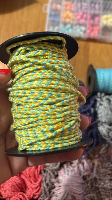 Fio de algodao trançado para bujuteria ou costura