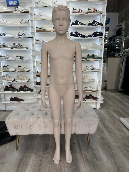 Vendo 4 Manequins em bom estado