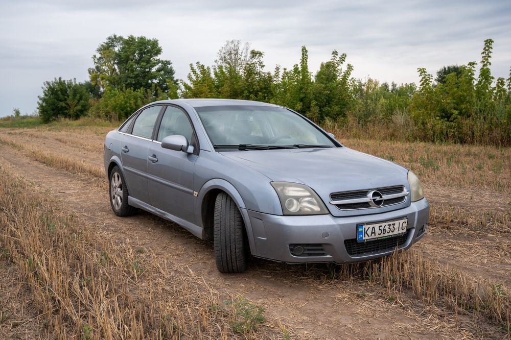 Opel Vectra C 2.2 дизель GTS