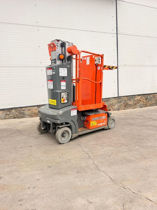 JLG TOUCAN DUO  podnosnik masztowy 2011r