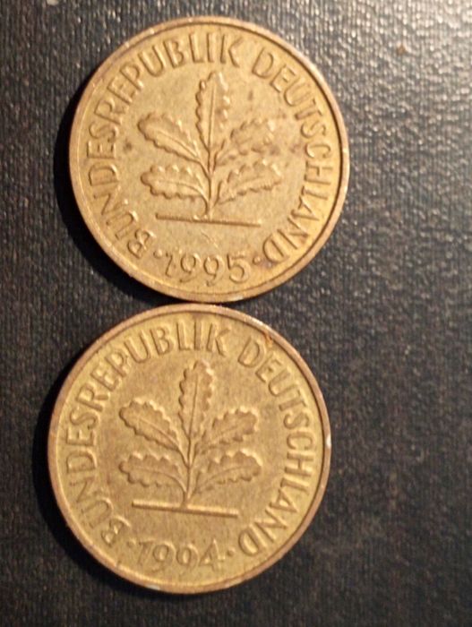 2 moedas 5 Pfennig - Alemanha Germany - Letra A 1994/Letra D 1995 RFA