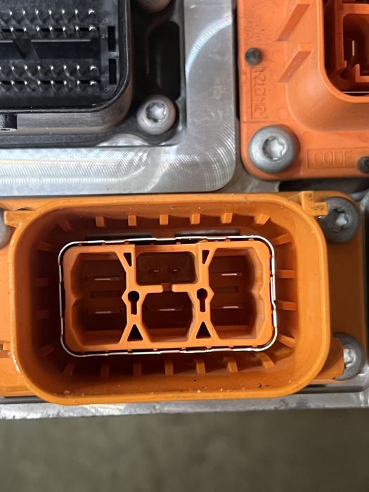 5qe915684j блок зарядки Audi e-tron etron 2019 55