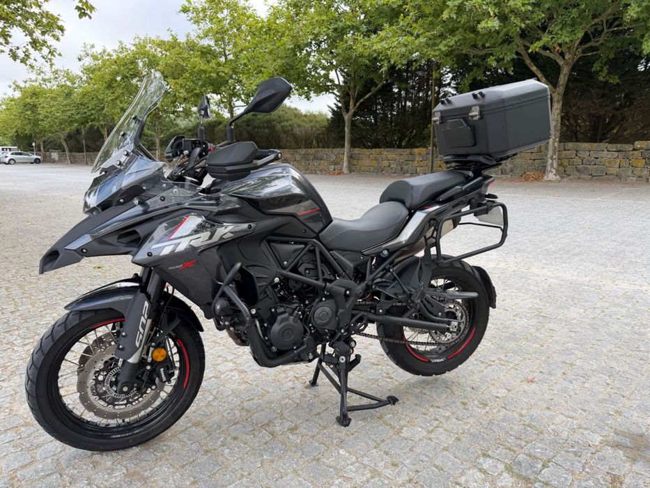 Benelli TRk 502x