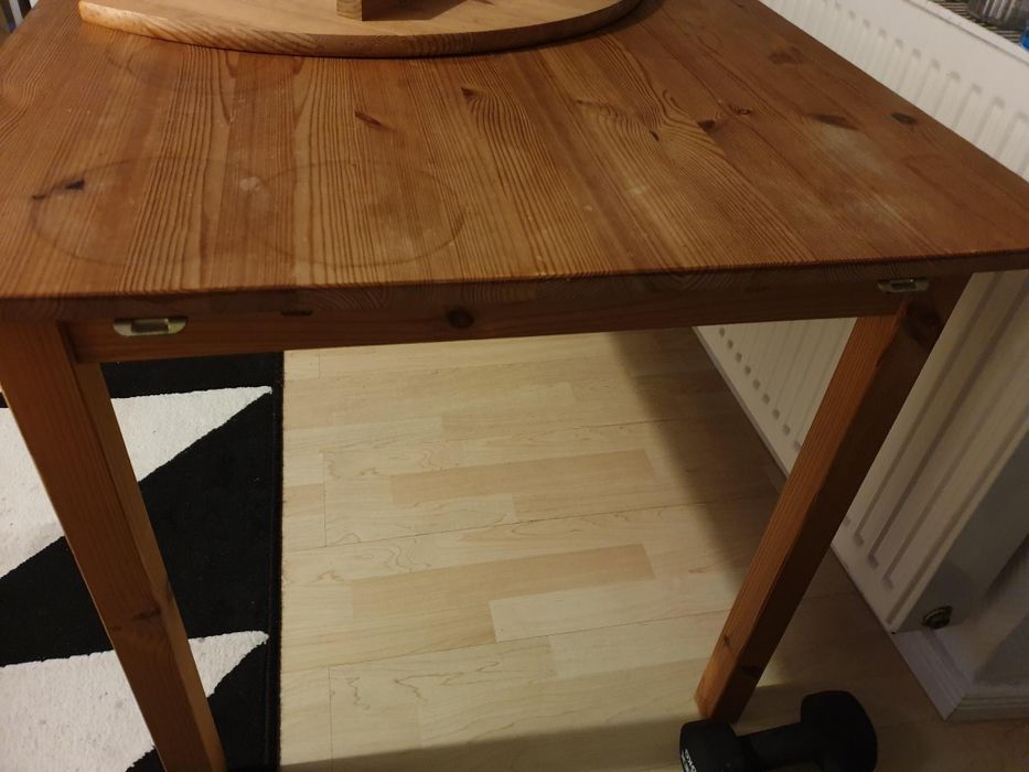 Stół rozkładany sosnowy + 4 krzesła