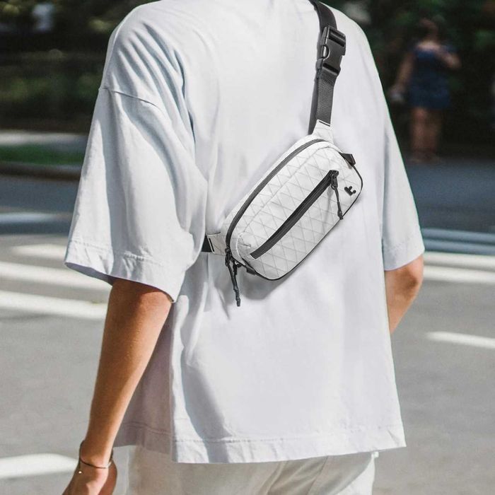 Śliczna, biała torba torebka Sling-bag, Tomtoc Aviator X-Pac – NOWA!