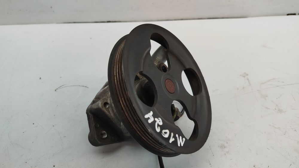 Bomba de direção MITSUBISHI Carisma Hatchback (DA_)