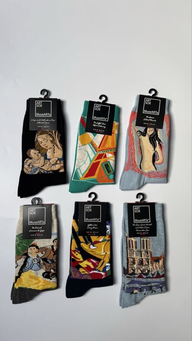 Nowy zestaw skarpetek dziela sztuki Musearta na prezent