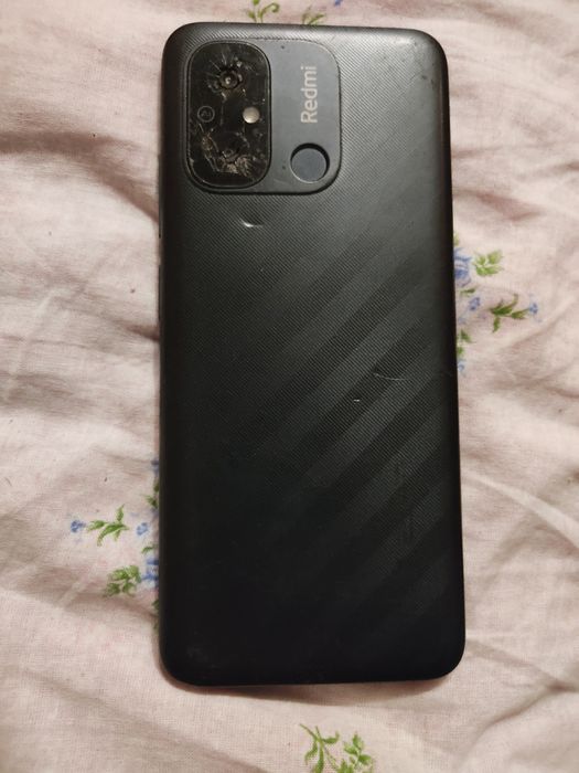 Продам телефон ксіомі редмі 12с неробочий