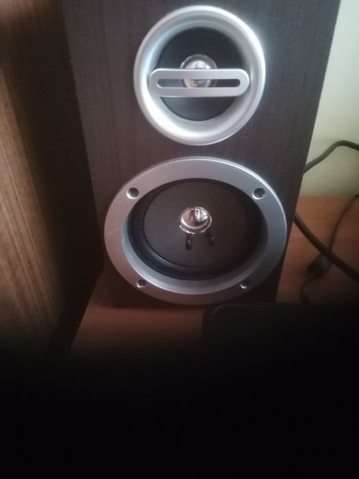 Sprzedam dwa głośniki od mini wieży