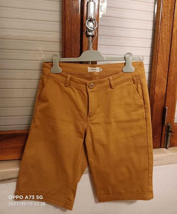 Calças e calções- como novos