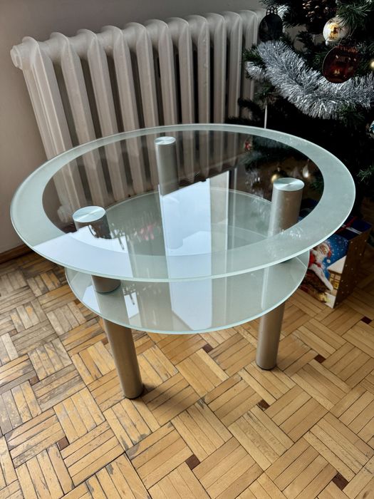 Szklany stolik kawowy