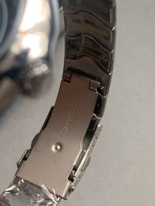 Новий годинник Nike Triax