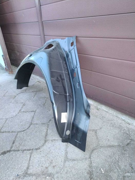 Nadkole zewnętrzne prawe tył Audi A6 C7 4G0