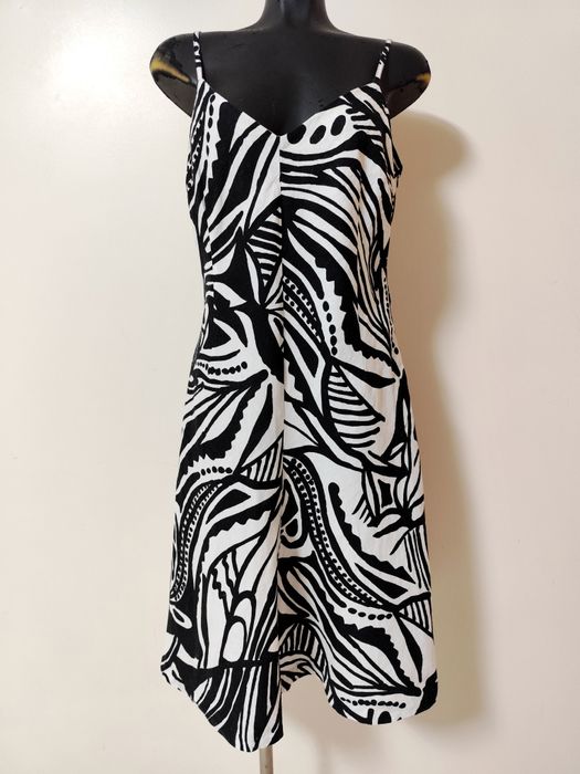 Vestido de Linho marca Zara (Tam. XL)