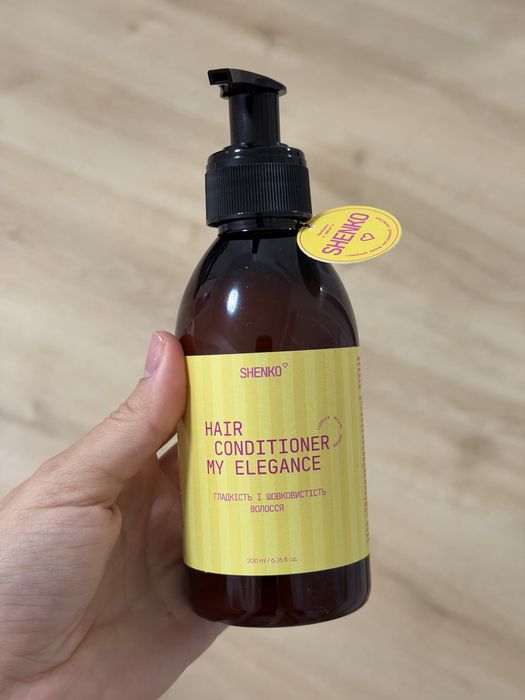 Кондиціонер для всіх типів волосся Shenko з кератином та Д-пантенолом