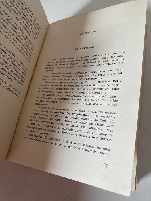 Livro - 10 Dias que Abalaram o Mundo (ctt editorial grátis)