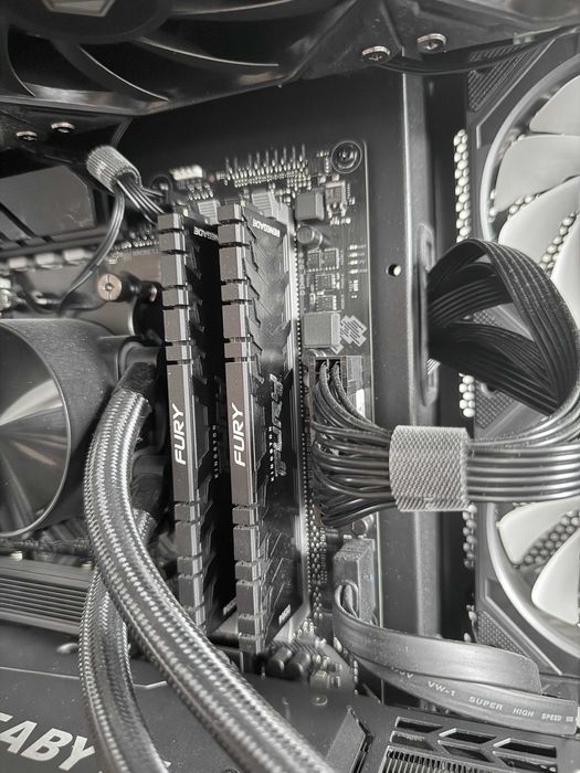 Оперативна память Kingston Fury Renegade DDR4 32 Gb (2x16Gb) 4000 МГц