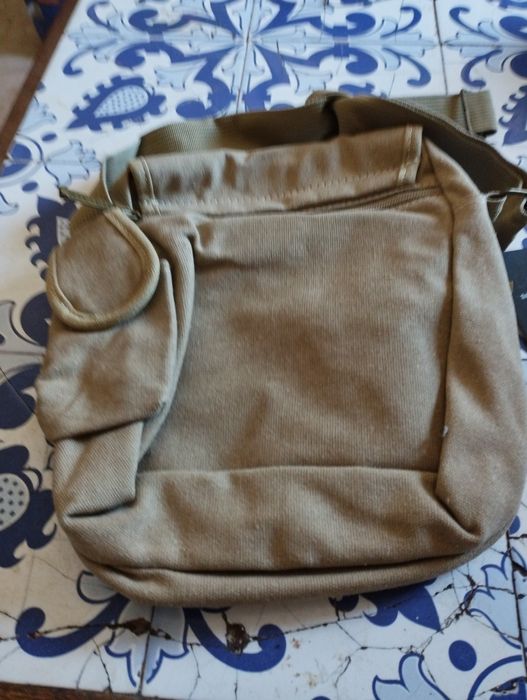 Mala á tiracolo creme