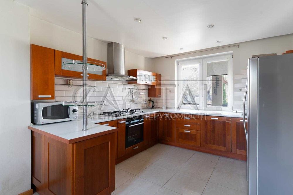 Оренда Таунхаус 170м2 котеджне містечко біля озера КОЗИН