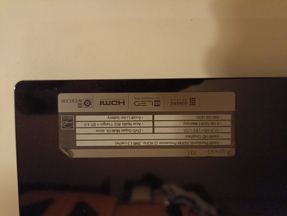 Acer aspire V3 731 4gb 500gb retro