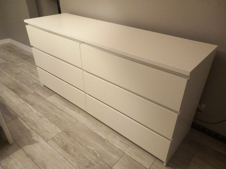 Komplet mebli do sypialni