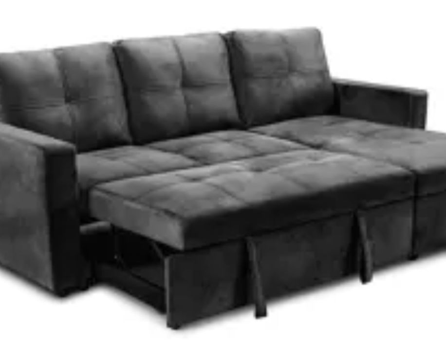 Sofá  cama preto ,aveludado.Conforama
