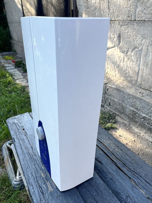 Przepływowy podgrzewacz wody Siemens DH18400 (18 kW, 400V)