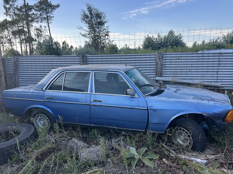 Mercedes-Benz 240d w123