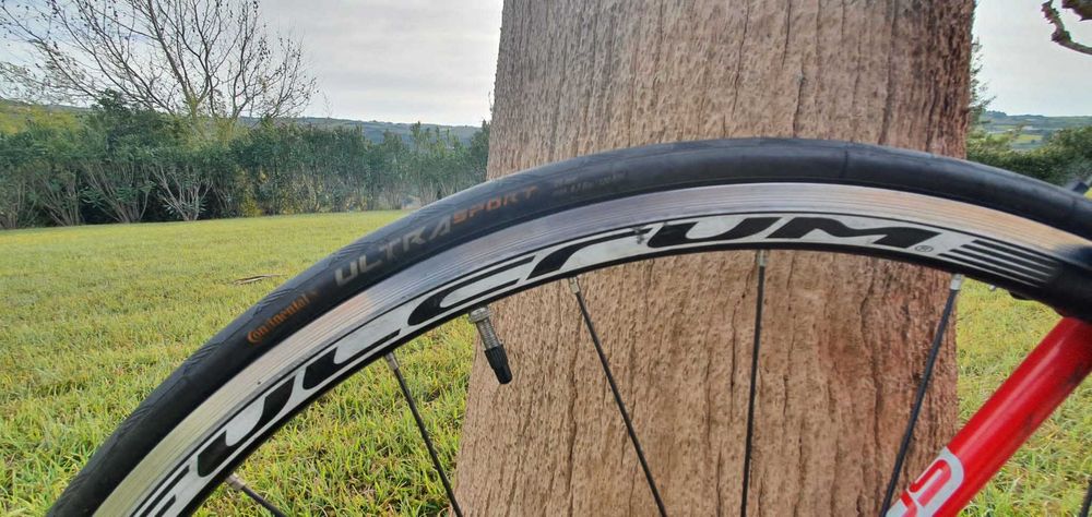 Bicicleta de Estrada - Scott Speedster S alumínio;