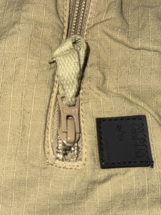 Чоловічі шорти Alpha Industries