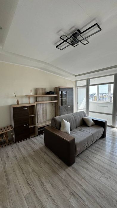 Продам 3-кімнатну квартиру