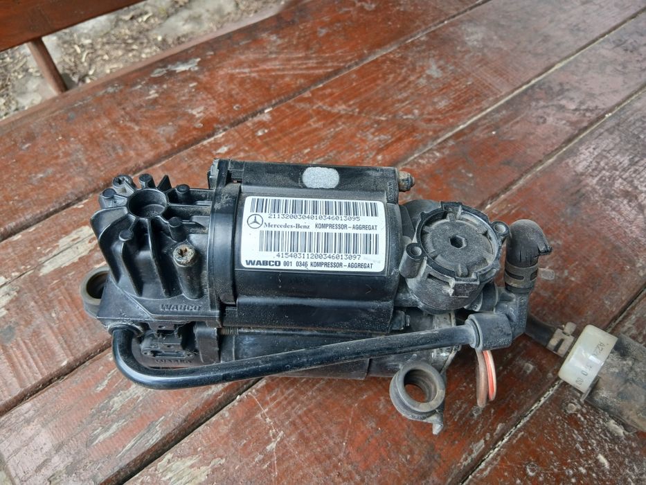 Компресор пневмопідвіски W211 , w220