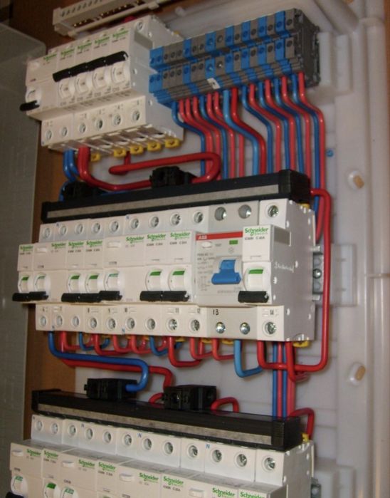 Електрик - всі види послуг: щитові, встановлення інверторів, терміново