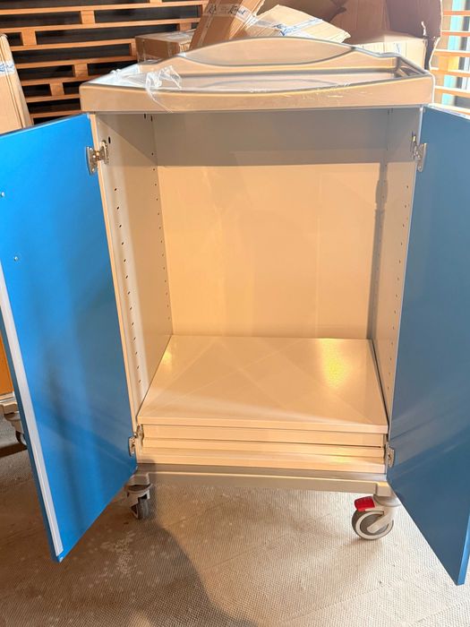 Carrinho roupa limpa