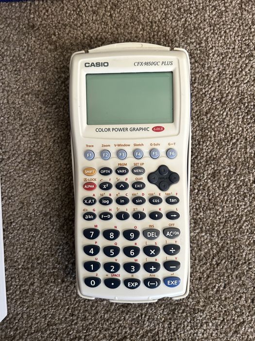 Calculadora casio CFX-9850GC PLUS