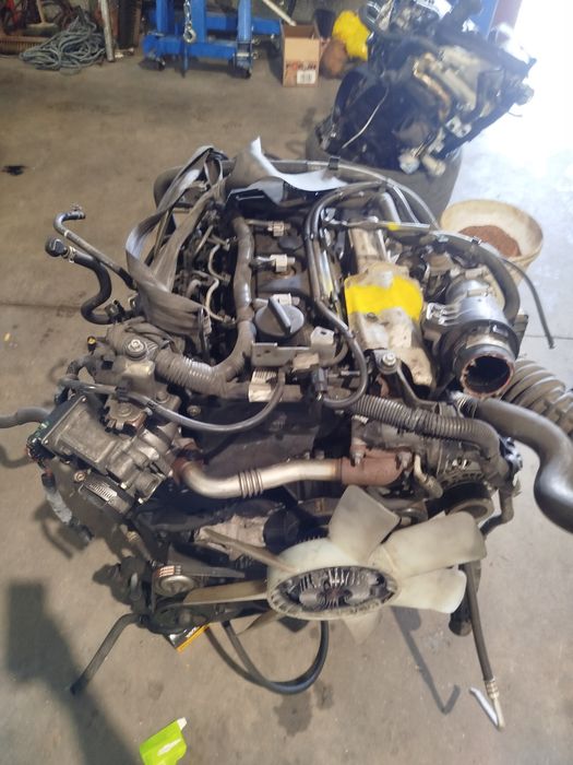 Motor Nissan Navara D40 , 2.5 referência YD25 DDTI  190cv