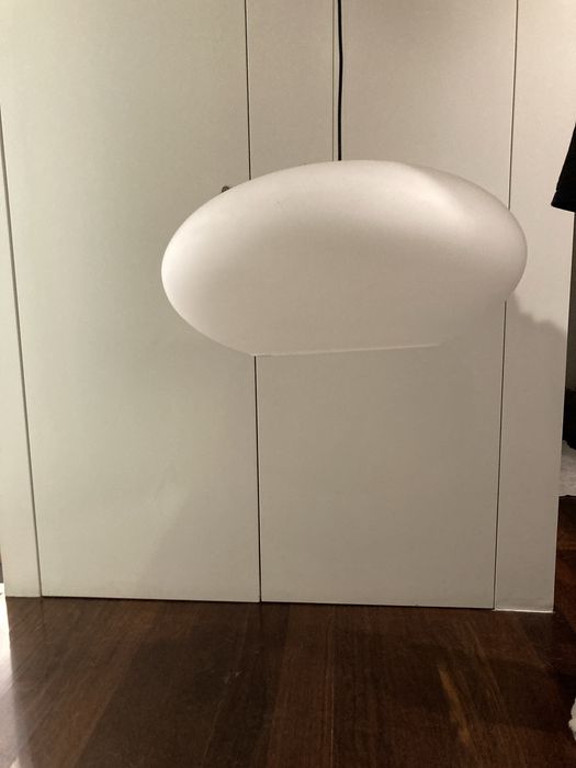 Candeeiro redondo branco