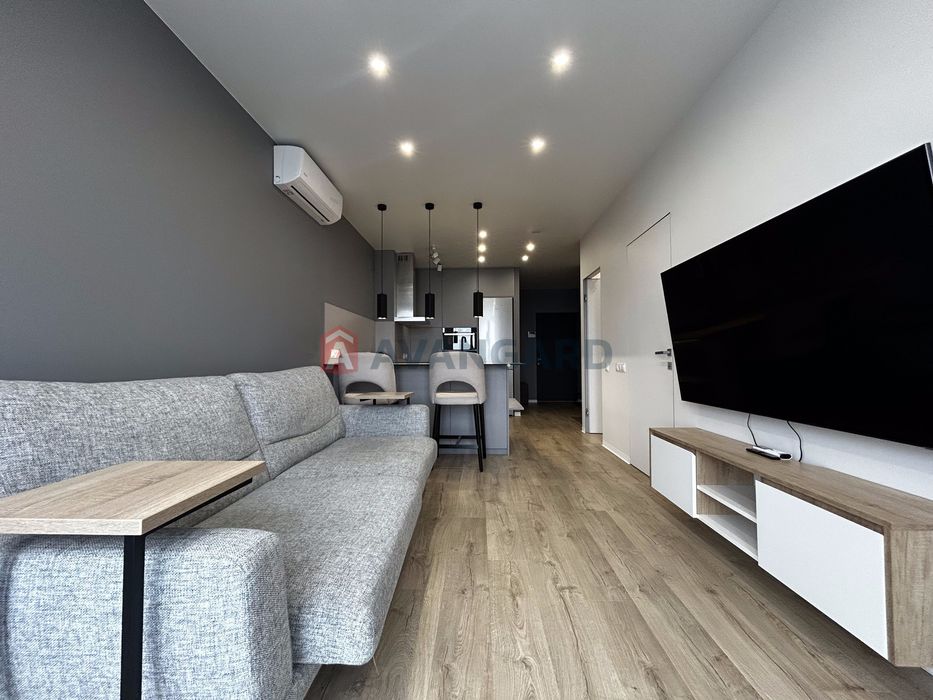 Продаж 1 кімнатна 47 м2 з преміальним ремонтом та повною комплектацією