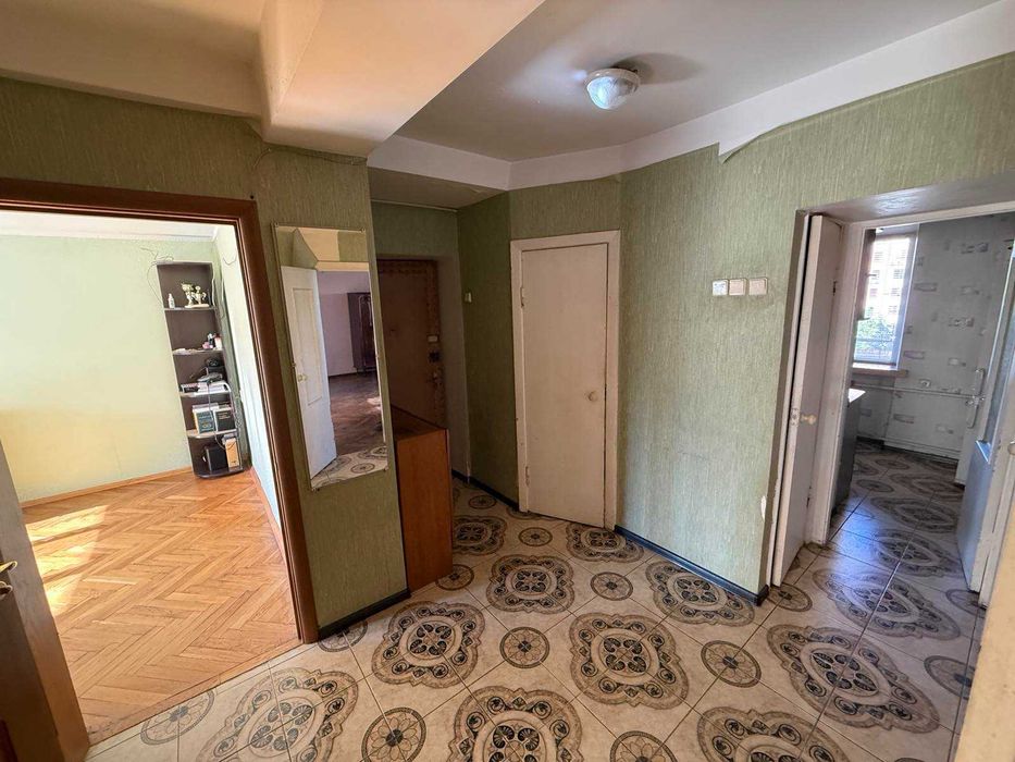 Продаж БЕЗ Комісії 4х кімн.кв. по вул.Велика Васильківська 45/17, Центр