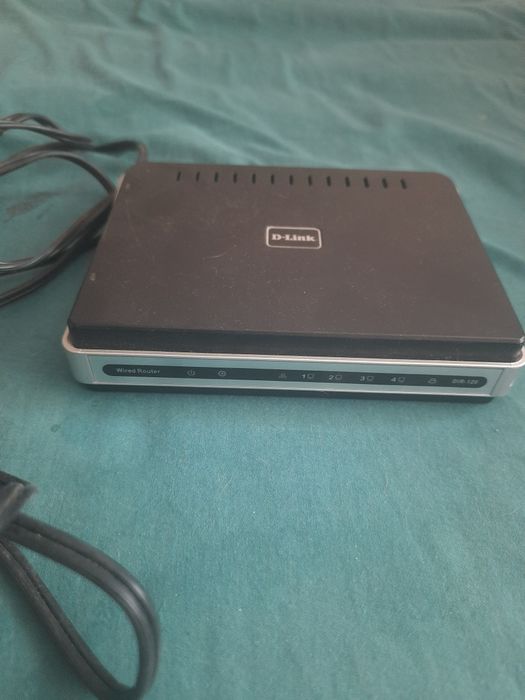 Маршрутизатор (роултер) D-Link DIR-120