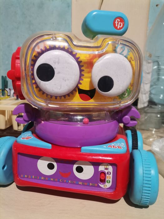 Робот fisher-price