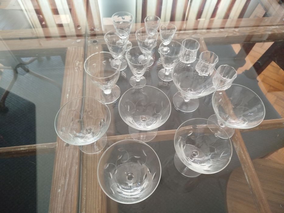 Conj 17 copos vidro fino antigo