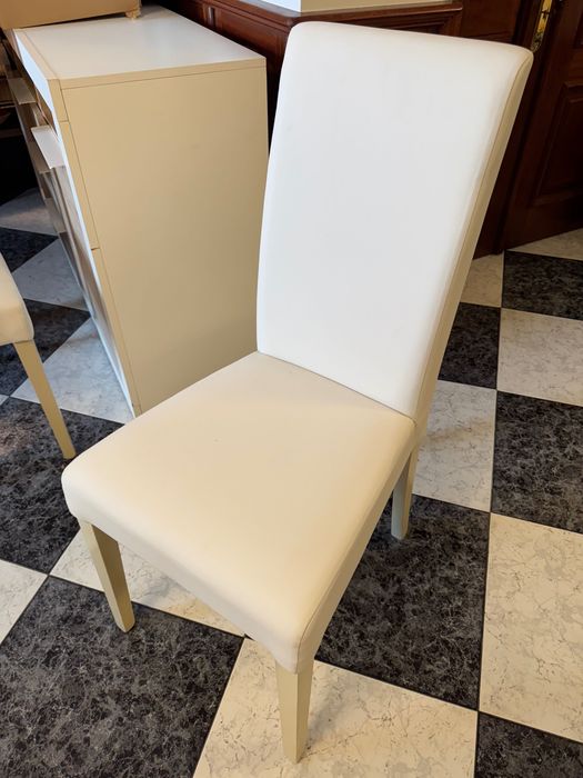 Mesa extensível com 8 cadeiras - NOVO