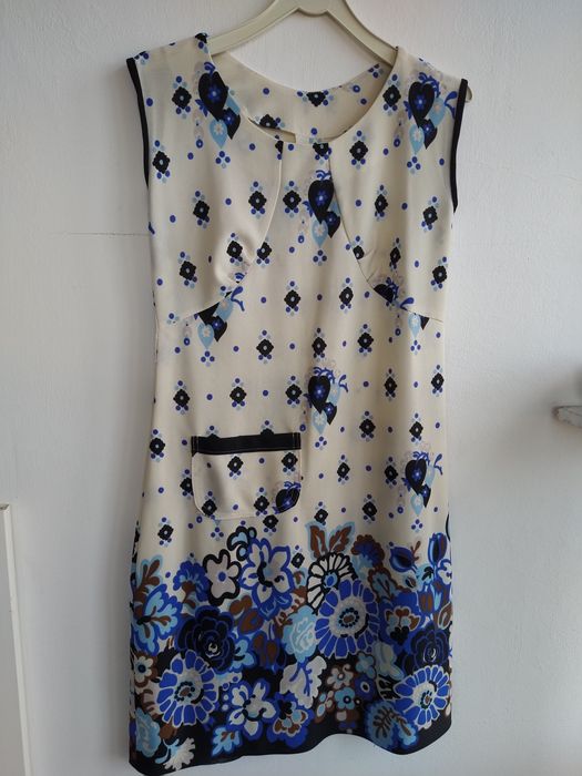 Vestido floral elegante - Tamanho M / L