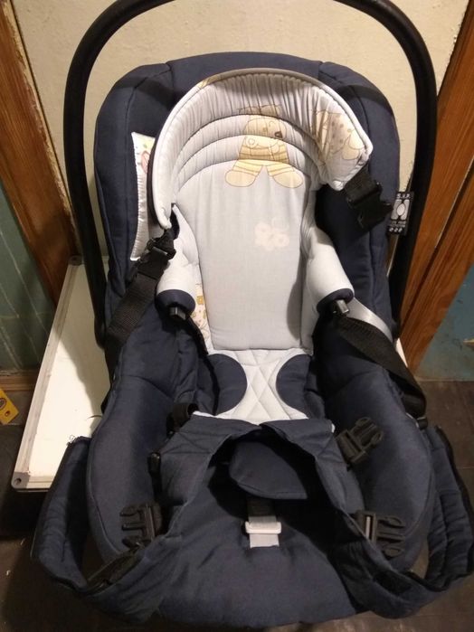 Детское автокресло .