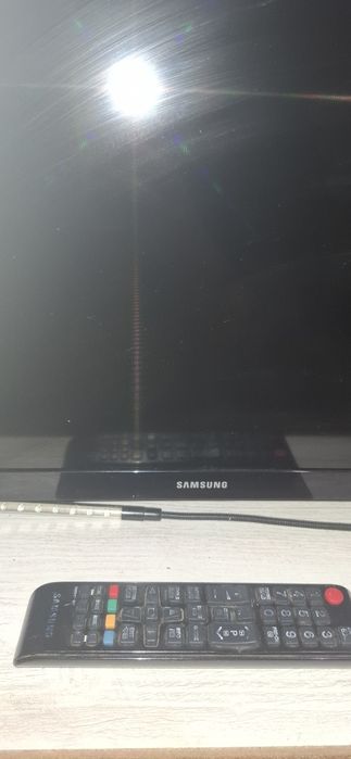 Телевізор samsung 32"