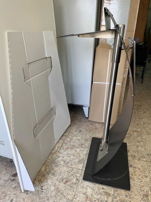 Púlpito em fibra de carbono