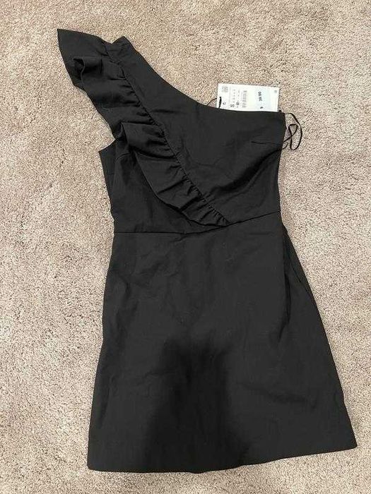 Чорний ромпер плаття Zara