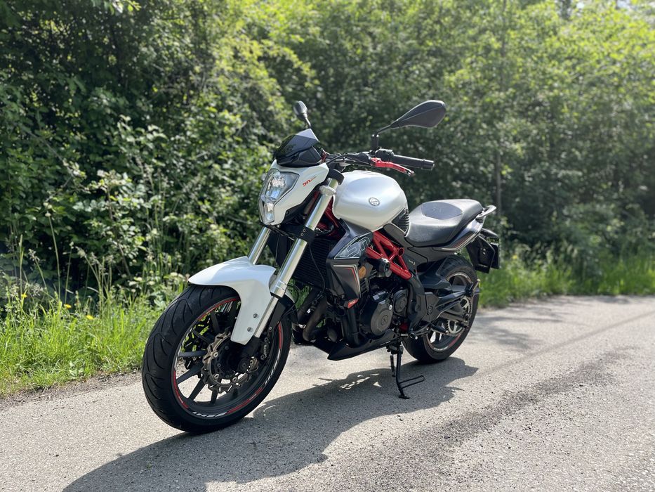 Benelli BN302 na A2 ABS