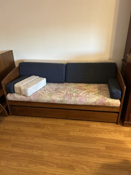 Sofá cama grande